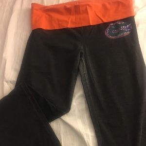 Victoria’s Secret Pink Gator UF leggings